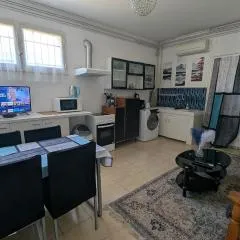 Appartement avec jardin centre village avec accès PMR