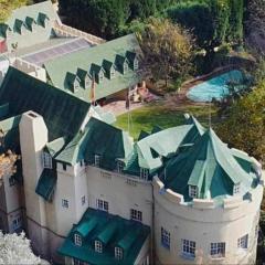 Chartwell Castle Events Venue, B&B & Restaurant
