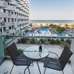 One SeaView studio - Infinity Pool & Spa Resort