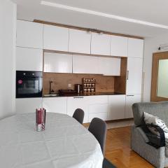 Redon Apartment