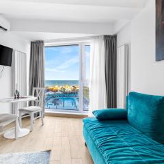 Two SeaView studio - Infinity Pool & Spa Resort