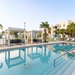 Daytona 3BR Getaway Pool Gym Pet Friendly