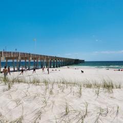 Steps to Paradise: Ground-floor 2BR/2BA beachfront condo, sleeps 8, Gulf views!