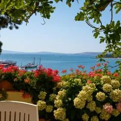 Sea View Apartment Macolic