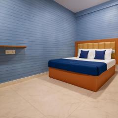 TH0MS0N H0LIDAY H0Me