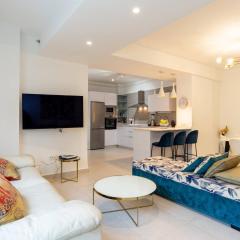 Spacious 3 Bedroom Marbella Apartment