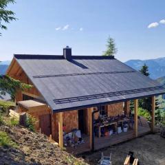 Panoramic hut in the ski area