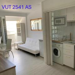 SALESAS OVIEDO CENTRO COMERCIAL CORTE NGLES- Apartamento