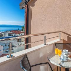 Amazing Apartment In Baska Voda