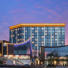 Jinhua Pan'an Baolong Yijun Hotel