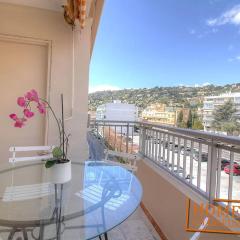 Superbe studio avec terrasse proche plages GOLFE JUAN