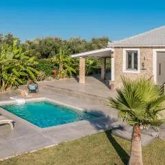 Binios Villa - private pool, walking distance from the Beach