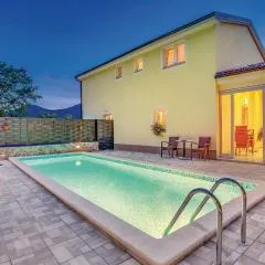 Beautiful Home In Jurdani With Wifi