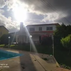 Chalet con piscina privada en Cabañas