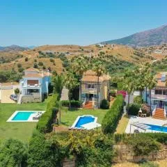 Premium Villa with private pool, garden & BBQ