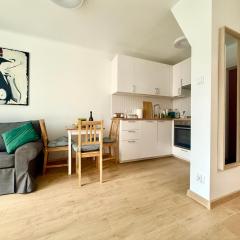 Cozy Stay Rondo ONZ Apartment