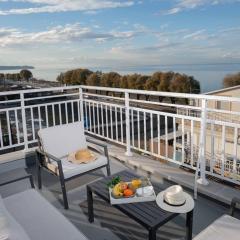 Noah Sea-View Apartments