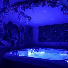 Domaine Le Rocher d Argent avec Piscine Extérieur ,Jacuzzi Intérieur et Salle de jeux