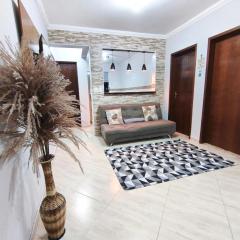 Bertioga Centro Apto 8 Pessoas, Frente Marina, Rio e Praia a 4 Min