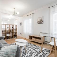 AH-Apartamentos de Diseño en Madrid Río