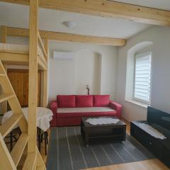 Apartment Letter free parking