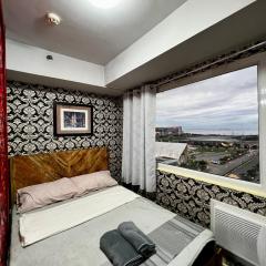 Vintage Luxx-Solemare Parksuites Free Pool Access!