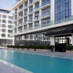 Sea Breeze Light House 3 apart 509