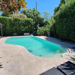 Bas de villa T3 avec piscine
