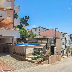Awesome Apartment In Baska Voda