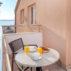 Awesome Apartment In Baska Voda