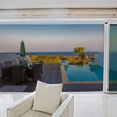 Villa Fig Tree Bay Seafront, Luxury 5Bdr Seafront Protaras