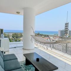 Sea View City Beach Apartment