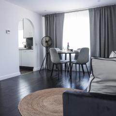 Charming Coach House