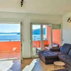 3 Bedroom Lovely Apartment In Marina