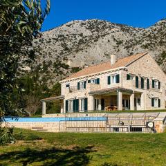 Elegant Brac Villa 4 Bedrooms Villa Shoreline Serenity Stunning Sea Views & Walking Distance To Beach Murvica