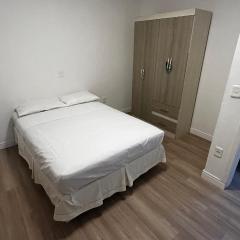 Apartamento à 100 metros do mar - Meia Praia