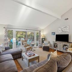 Luxury Home in Desirable Sea Pines Walk to Beach