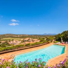 Luxury Pevero Apartment in Golf Club