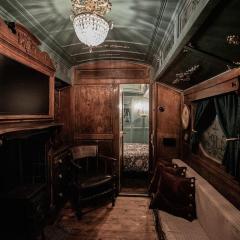Romantic 1920s Circus Wagon Experience