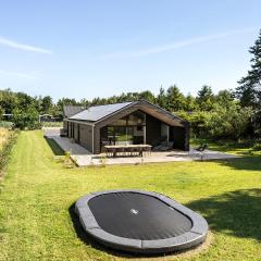 4 Bedroom Stunning Home In Sæby