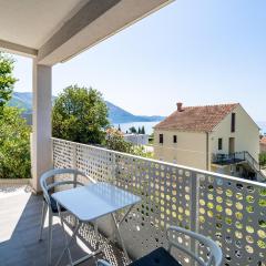 Stunning Apartment In Mlini With Wifi