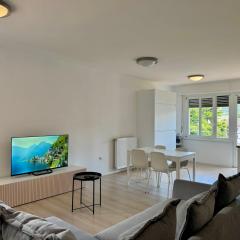 1Dest - The Roman Spot