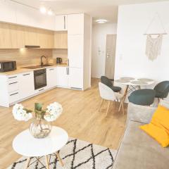 Central Apartments Lighthouse & Parking