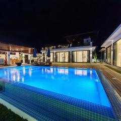 Borneo Bali Villa by Meetstay