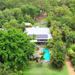 1770 Southern Cross Travellers Retreat