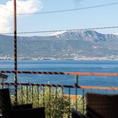 3 Bedroom Cozy Home In Slatine