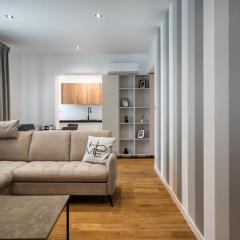 Maze Modern 1 King bed Apartment, fast Wi-Fi, in One Cotroceni