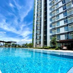 Urban Oasis Condo 1 Bedroom Facing Pool Area only steps away from Ayala Mall