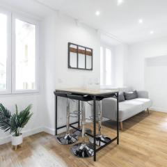 Charmant petit 2 pieces dans la vieille ville - B