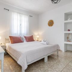 Aelia Apartment